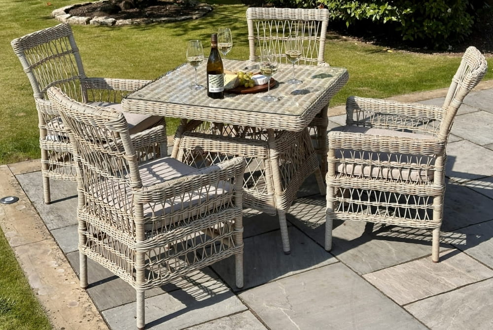 Provence Collection Outdoor 4 Seater Dining Set